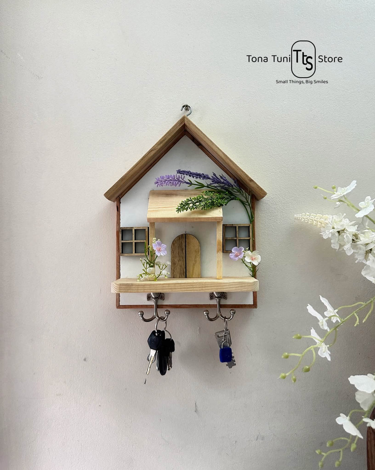 A unique key holder for your beautiful home